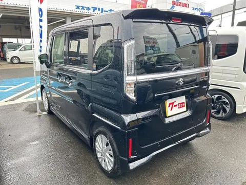 Suzuki Spacia Custom