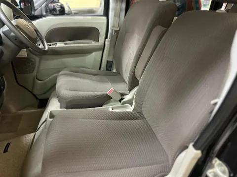 Mitsubishi Minicab Van