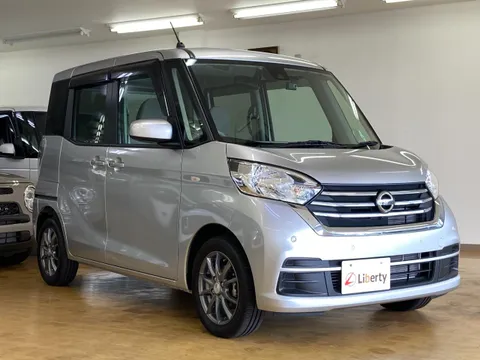 Nissan Dayz Roox