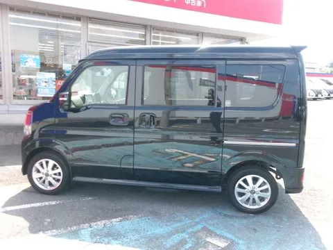 Nissan Clipper Rio