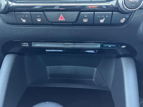 Mazda MAZDA3 Sedan