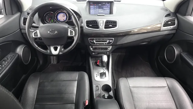 Renault SM3