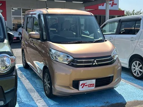 Mitsubishi eK Space