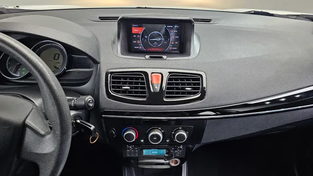 Renault SM3