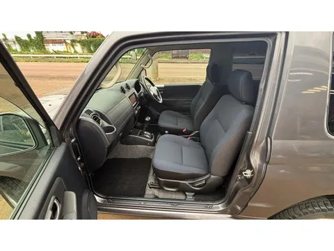 Nissan KIX