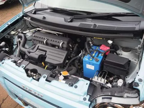 Daihatsu Mira Tocot