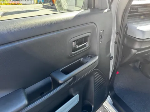 Suzuki Spacia Base