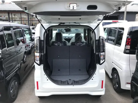 Suzuki Spacia Custom