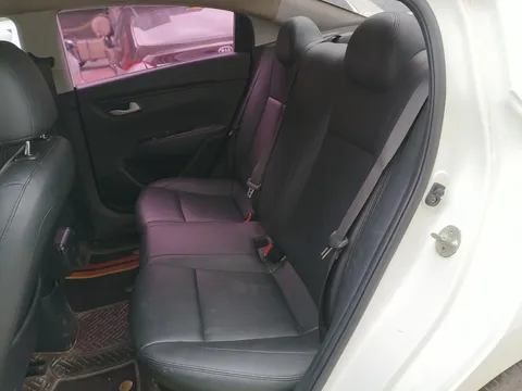 Kia K2