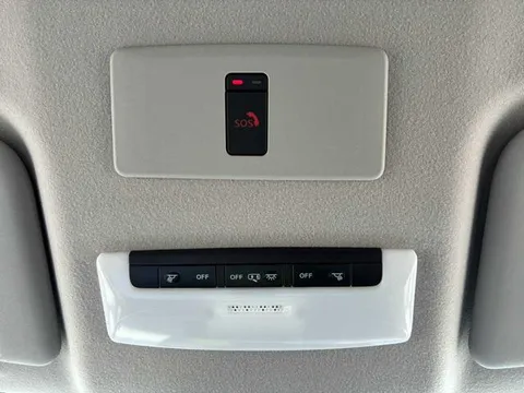 Nissan Note Aura