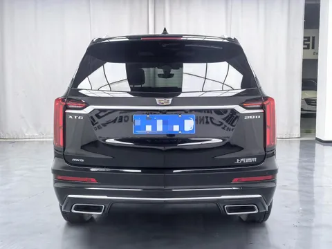 Cadillac XT6