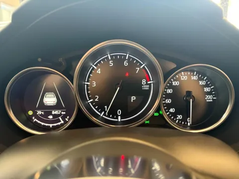 Mazda MX-5 (Roadster)