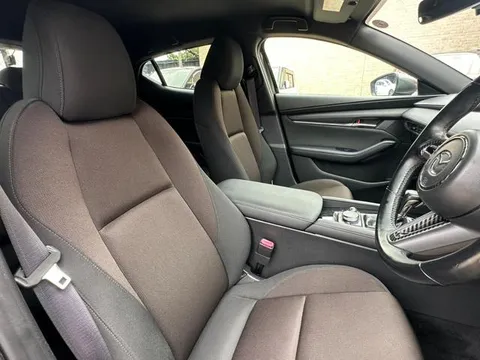 Mazda MAZDA3 Fastback