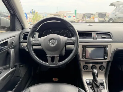 Volkswagen Lavida