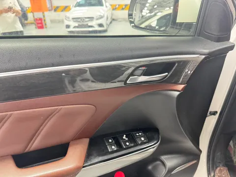 Gac GS8
