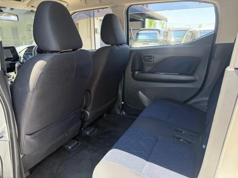 Mitsubishi eK X