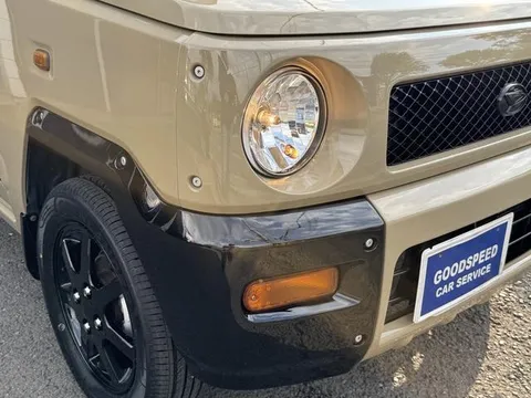 Daihatsu Naked