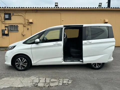 Honda Freed Plus