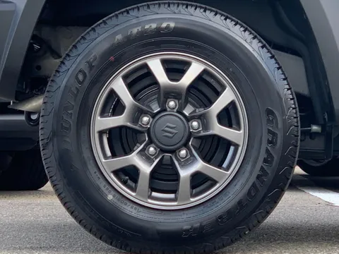 Suzuki Jimny Sierra