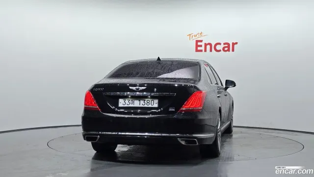 Genesis G90 (EQ900)
