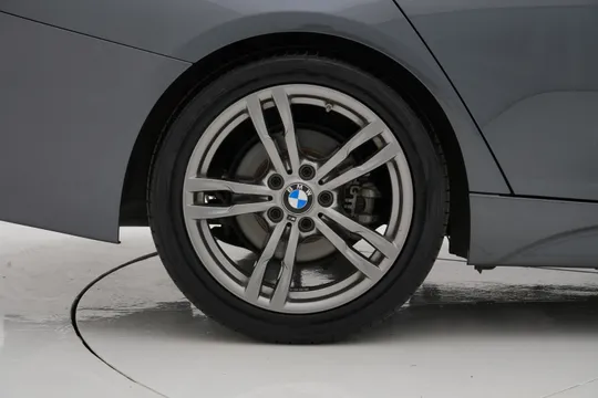 BMW BMW