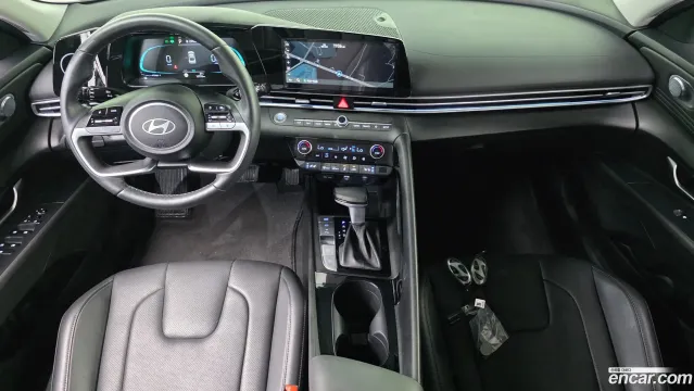 Hyundai Elantra (Avante)