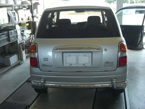 Daihatsu Mira Gino