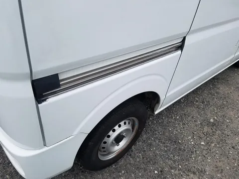 Mitsubishi Minicab Van