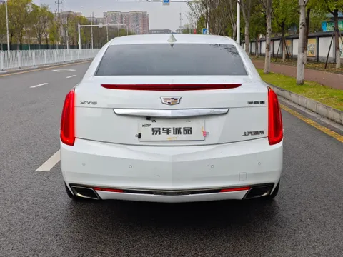 Cadillac XTS