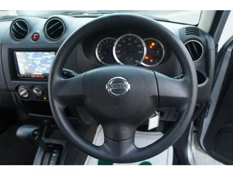 Nissan KIX
