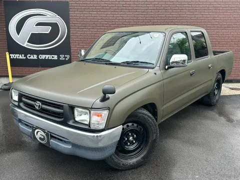 Toyota Hilux Sports Pick Up