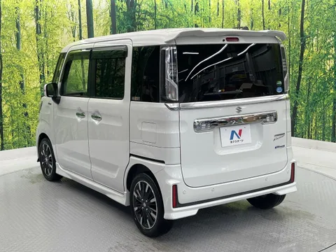 Suzuki Spacia Custom