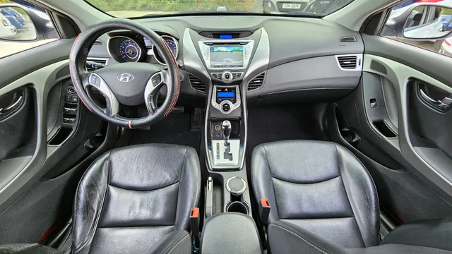 Hyundai Elantra (Avante)