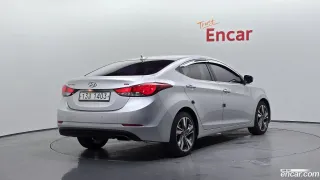 Hyundai Elantra (Avante)