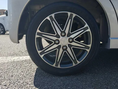 Mitsubishi eK Custom