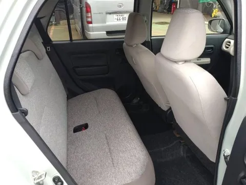 Daihatsu Mira Tocot