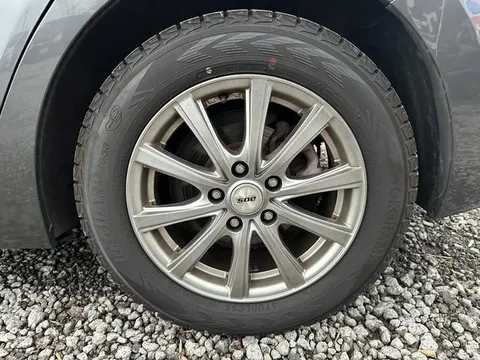 Mazda Axela Sport