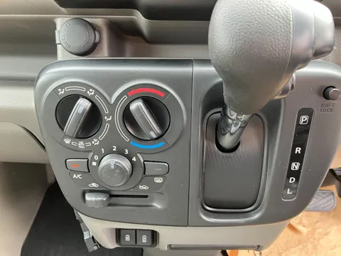 Nissan Clipper