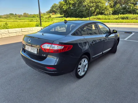 Renault SM3