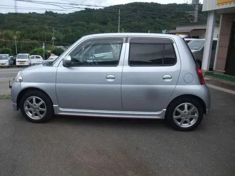 Daihatsu Esse