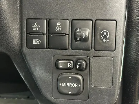 Toyota Pixis Van