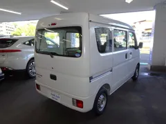 Mitsubishi Minicab Van