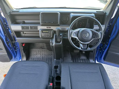 Honda N-VAN Plus Style
