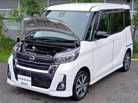Nissan Dayz Roox