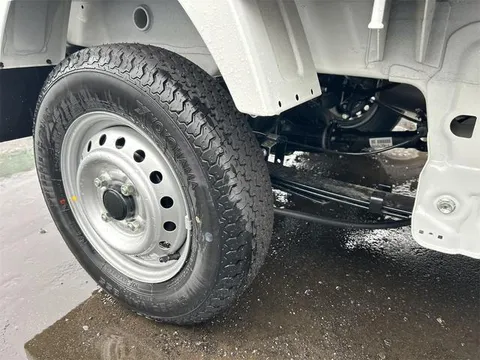 Nissan Clipper Truck