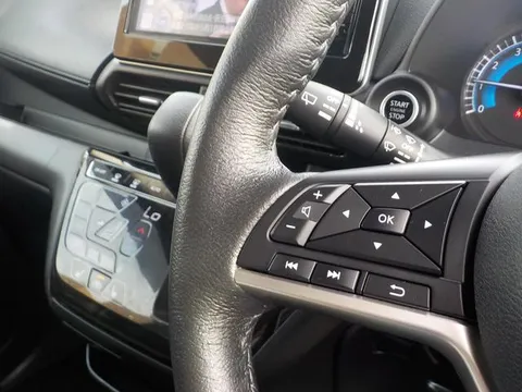 Mitsubishi eK X