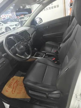 Kia KX3