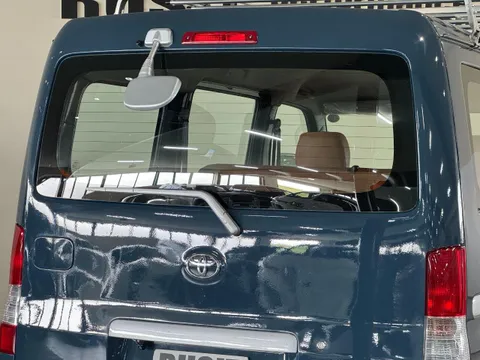 Toyota TownAce Van