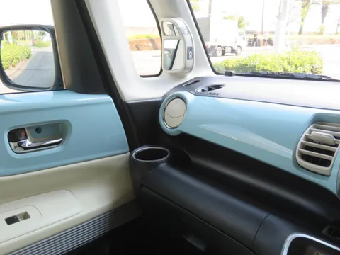 Honda N-BOX Slash