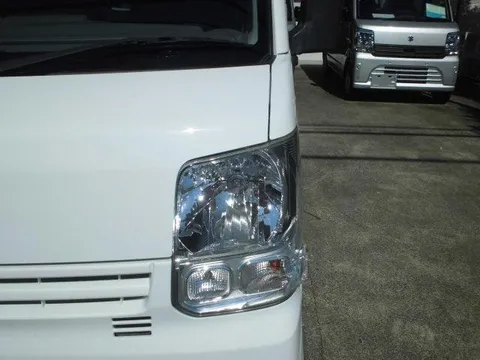 Mitsubishi Minicab Van